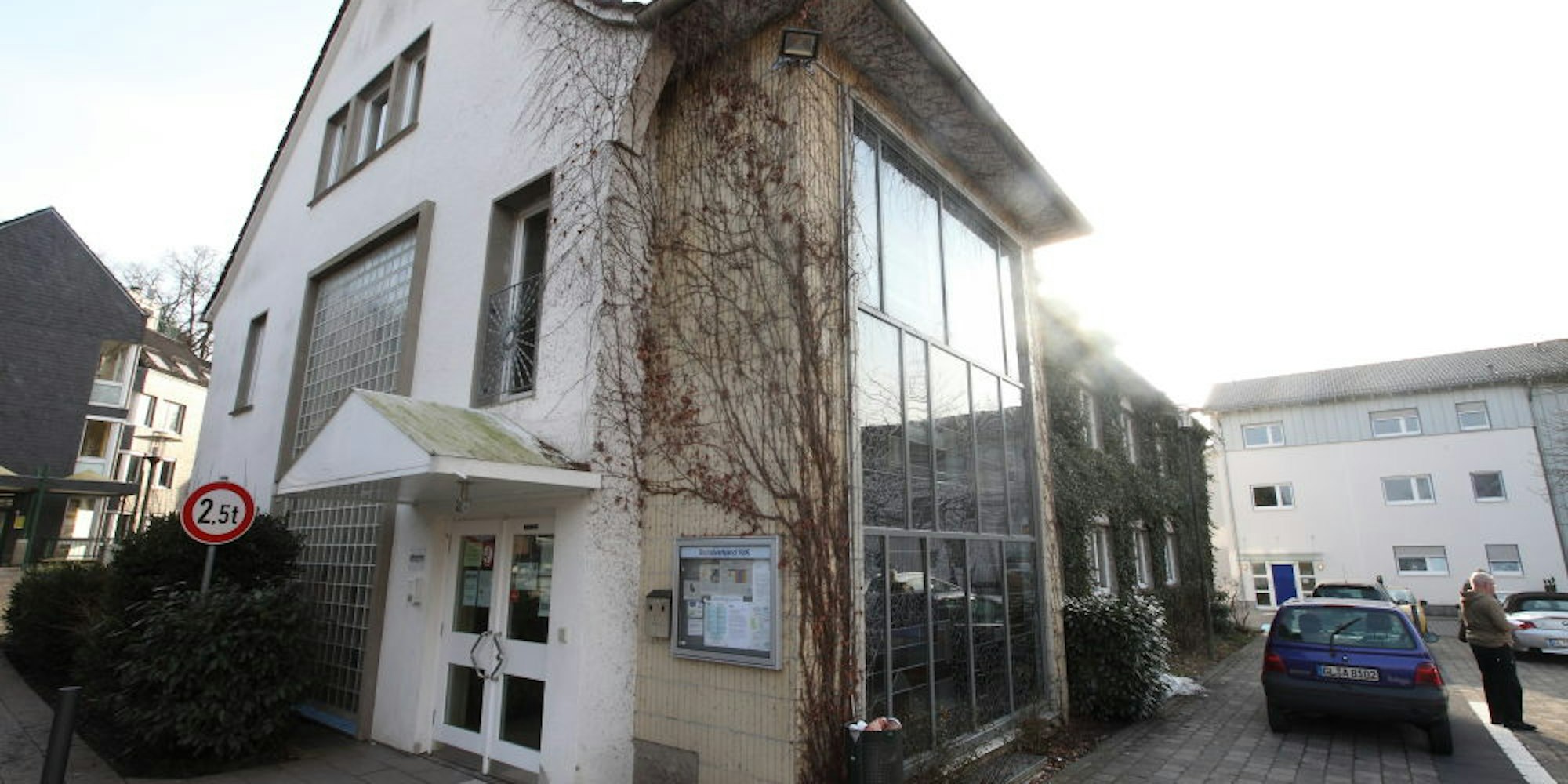 Die Kürtener Verwaltung (hier das Alte Rathausgebäude).