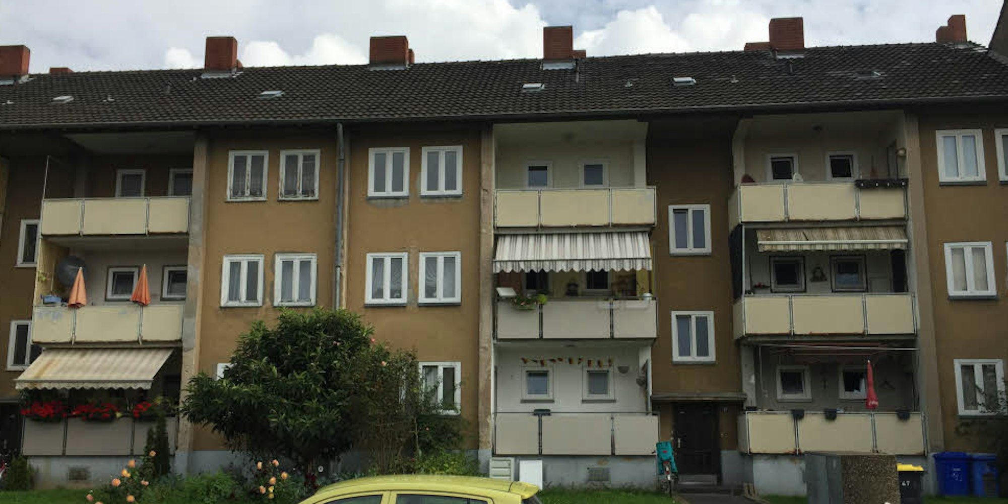 In den alten Häusern an der Ahrstraße sind schon viele Wohnungen leer. Zum Teil sind sie auch von Flüchtlingen bewohnt.