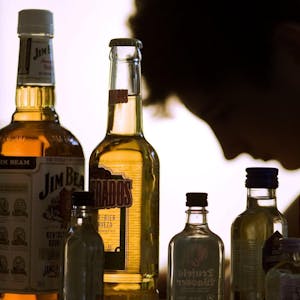 Jugendlicher Alkohol Symbolbild dpa