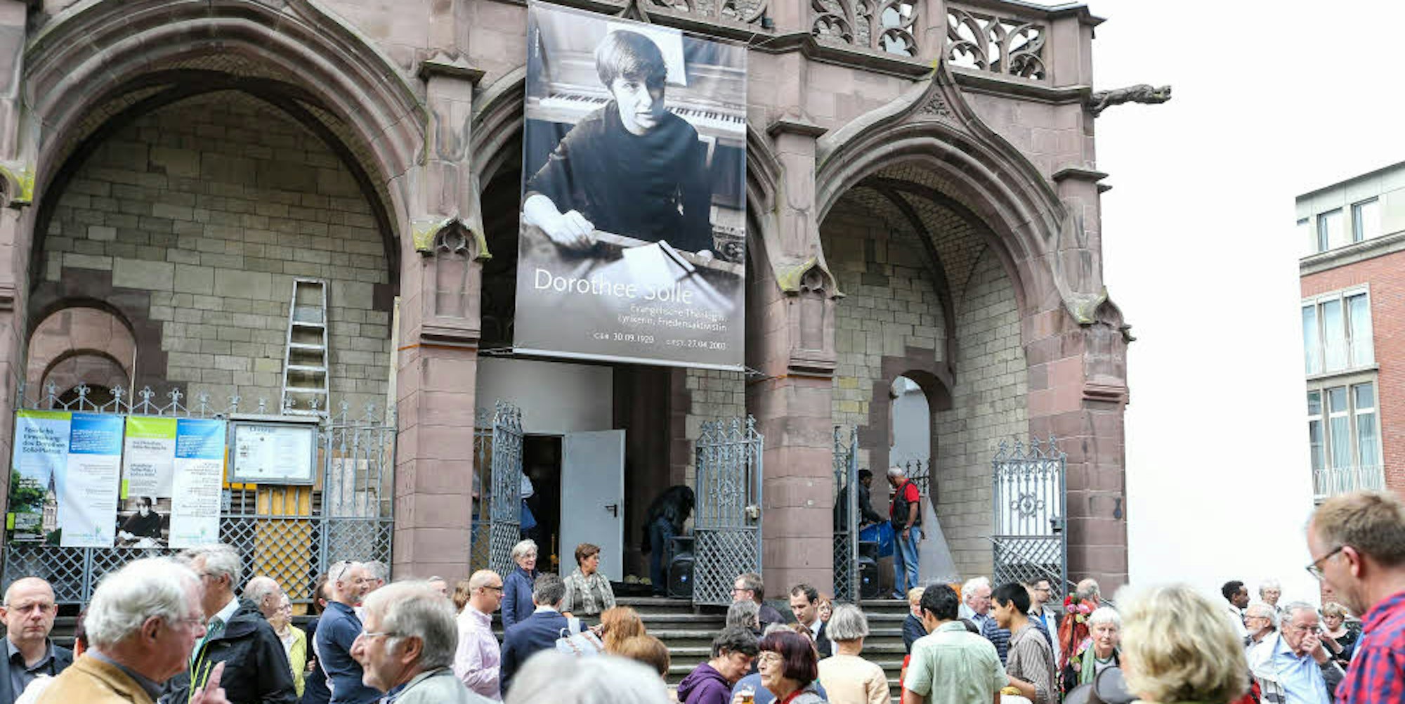 Die Evangelische Gemeinde Köln hat der verstorbenen Theologin Dorothee Sölle ein Denkmal gesetzt.
