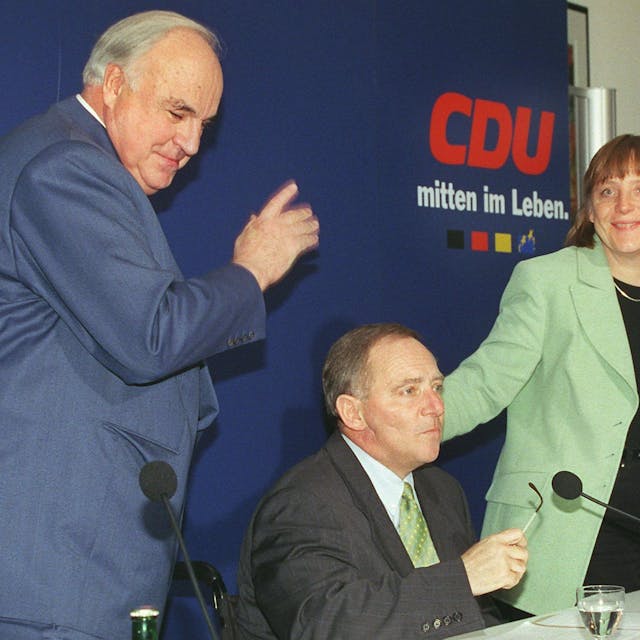 Kohl Merkel dpa Angie