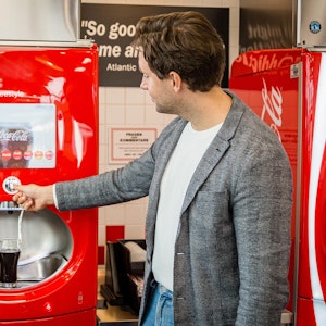 Coca-Cola_Freestyle-Automat
