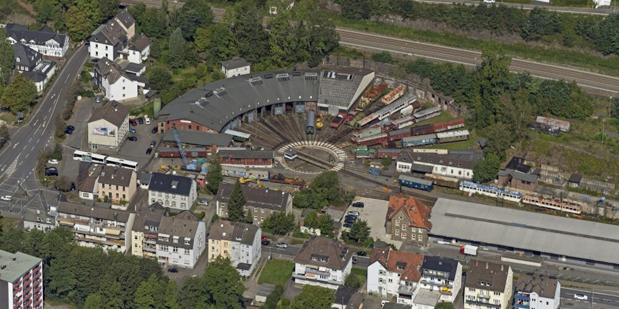 Die Anlage des Eisenbahnmuseums mit Lokschuppen, Drehscheibe und Schienenkranz hat einen neuen Eigentümer.