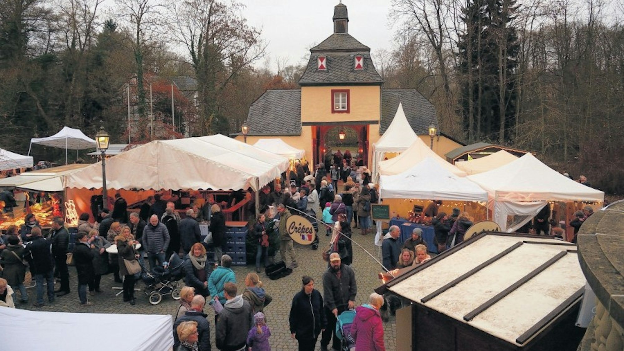 Weihnachtsmarkt Schloss Eulenbroich