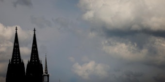 Der Kölner Dom ist das markante Wahrzeichen der Stadt. Trotzdem soll er wohl aus dem Logo der Stadt verschwinden.