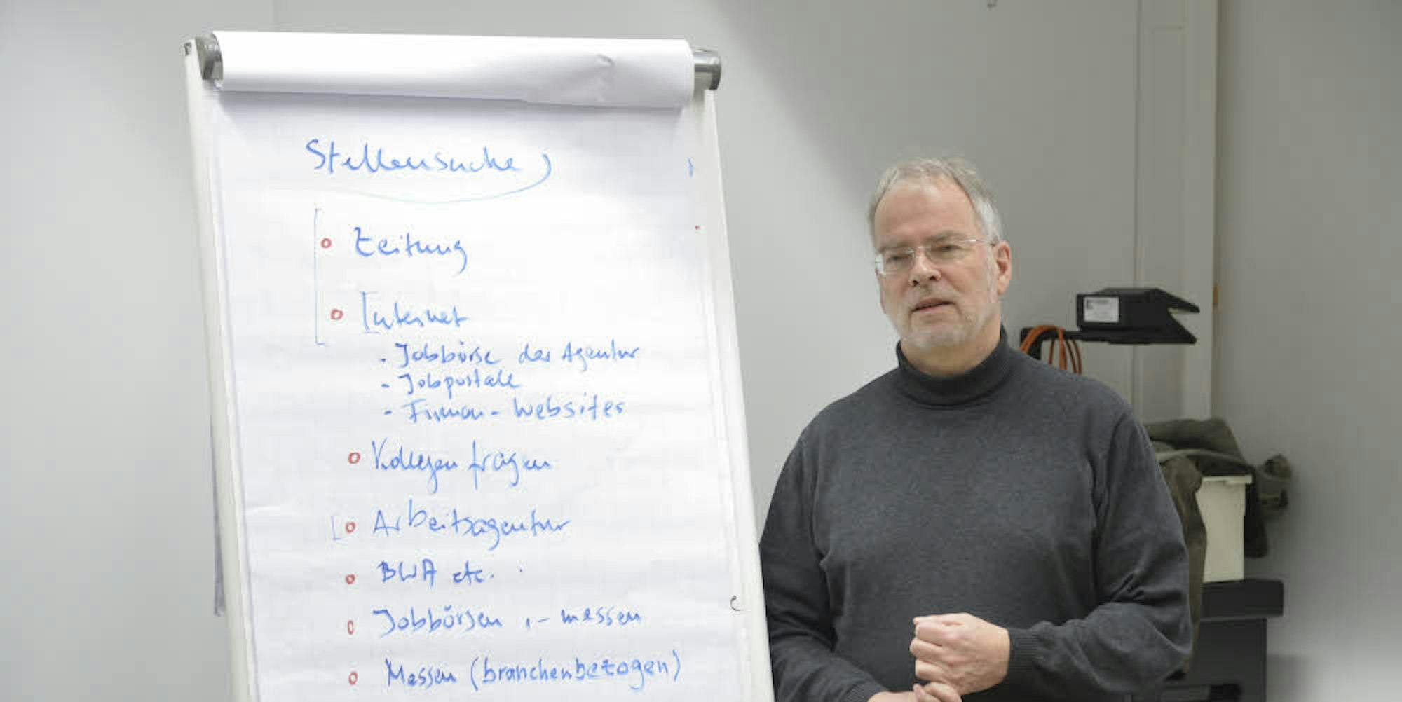 Christoph Meunier-Götz und sein Team unterstützen die Arbeitsuchenden bei der Jobsuche und den Bewerbungen.