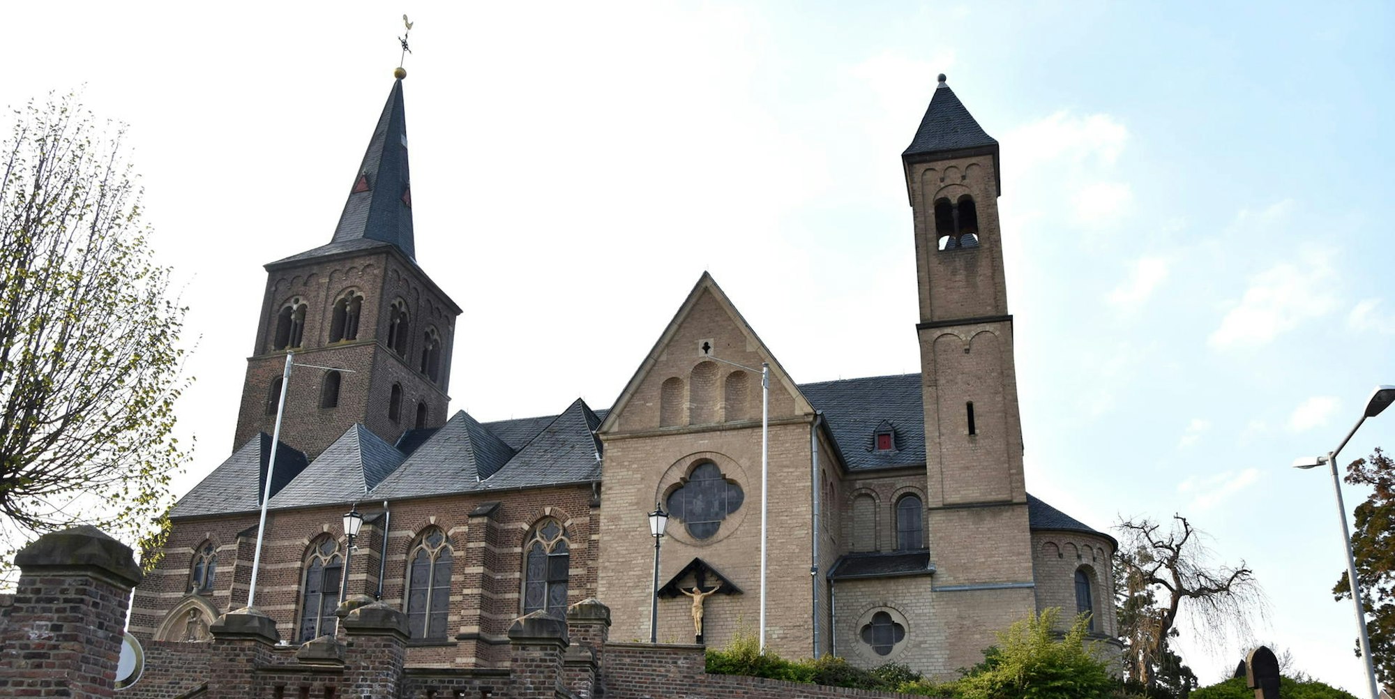 Trotz Bedenken des Pfarrgemeinderats finden in den Bergheimer Pfarreien, wie St. Remigius, Präsenzgottesdienste statt.