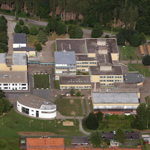 Umbau und Erweiterung des Schulzentrums Cyriax werden viele Millionen Euro verschlingen.