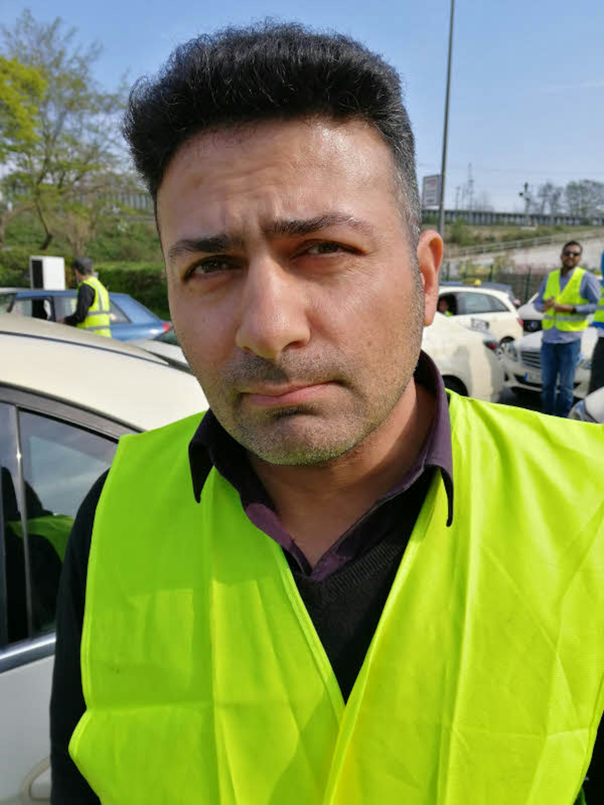 Taxifahrer Yüksel Karaman: „Wenn jetzt die Billigkonkurrenz kommt, haben wir keine Chance mehr.“