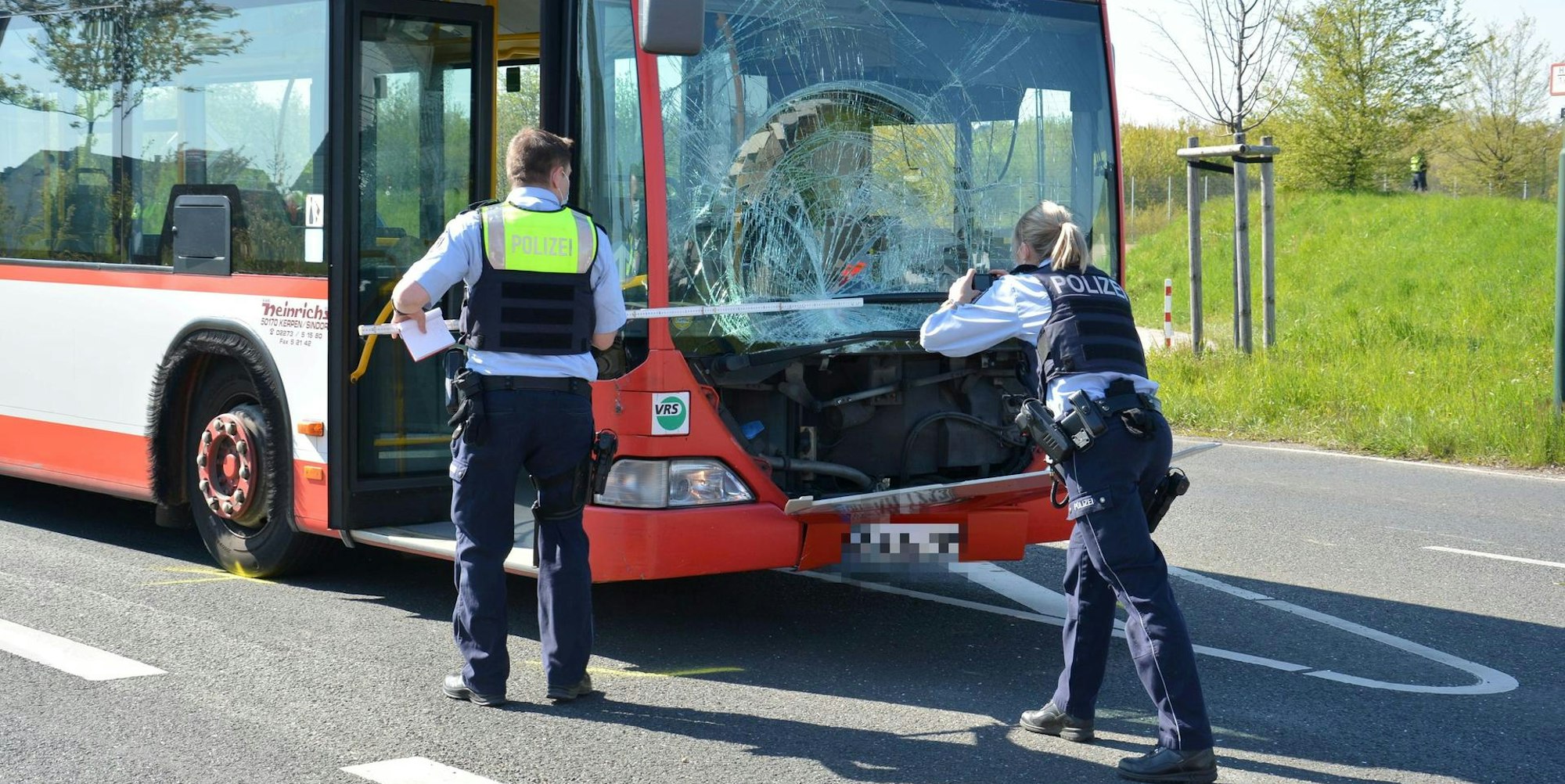 Bus Unfall Kerpen
