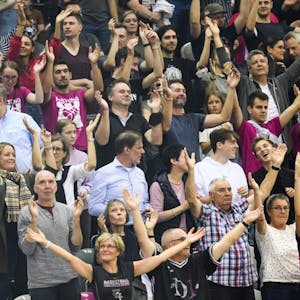 Fans der Telekom Baskets 
