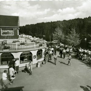 Der Ausflugsbetrieb florierte an der Diepentalsperre in den 50er-Jahren. Der Bergische Geschichtsverein recherchierte.