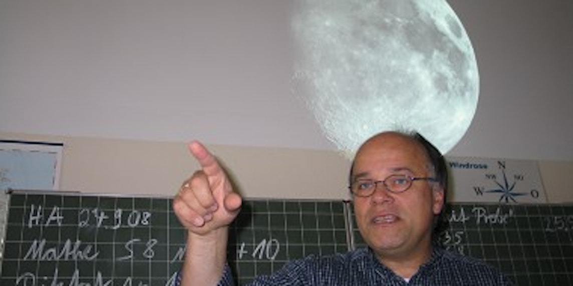 Mit Leib und Seele ist Michael Geffert Astronom und gibt sein Wissen gern an Schulklassen weiter. BILD: TOBIAS CHRIST