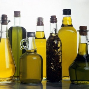 Banden fälschen Alltagsprodukte wie Mineralwasser, Brühwürfel oder Olivenöl, aber auch Luxusgüter wie Weine und Kaviar.