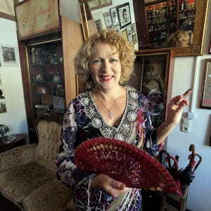 Annette Meisl hat mit ihrer Zigarrenmanufaktur „La Galana“ ein Stück Kuba mitten in Ehrenfeld geschaffen.