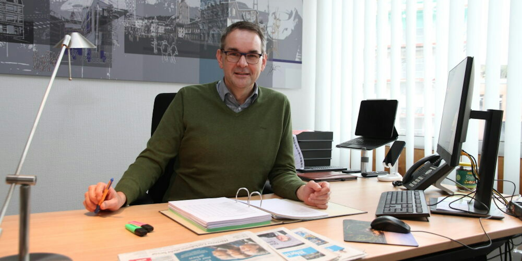 Ein Jahr hat sich der neue Siegburger Bürgermeister Stefan Rosemann Zeit gegeben, um sich in sein Amt einzuarbeiten.