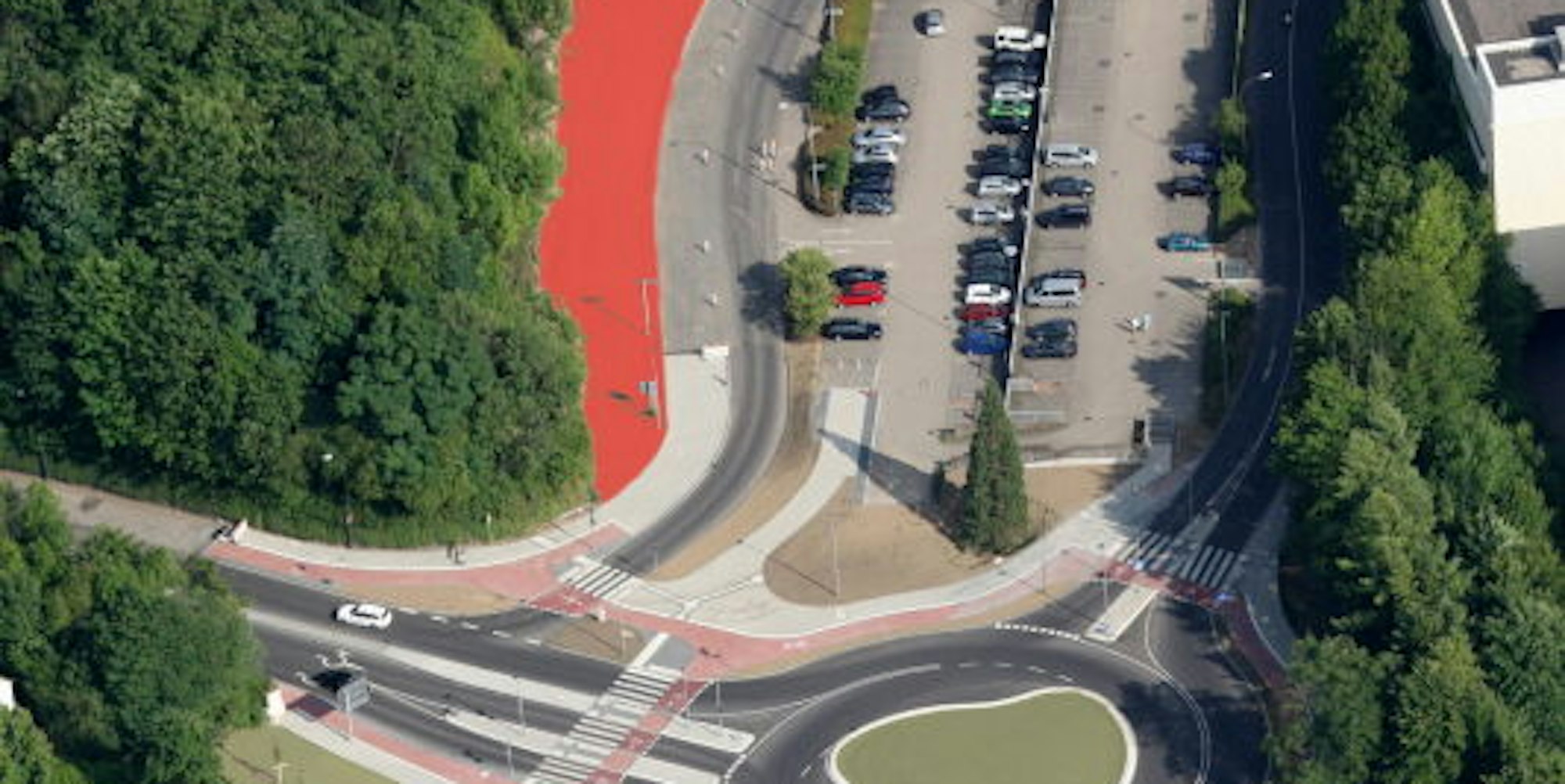 Die rot markierte Fläche links oberhalb der Kreisverkehrs Schnabelsmühle ist für den Bürgerwald vorgesehen.