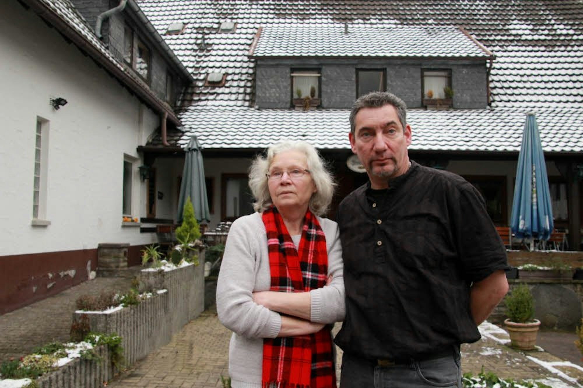 Frank Geier, hier mit seiner Mutter Inge, waren drei Jahre lang Pächter der Gaststätte mit Hotel. 