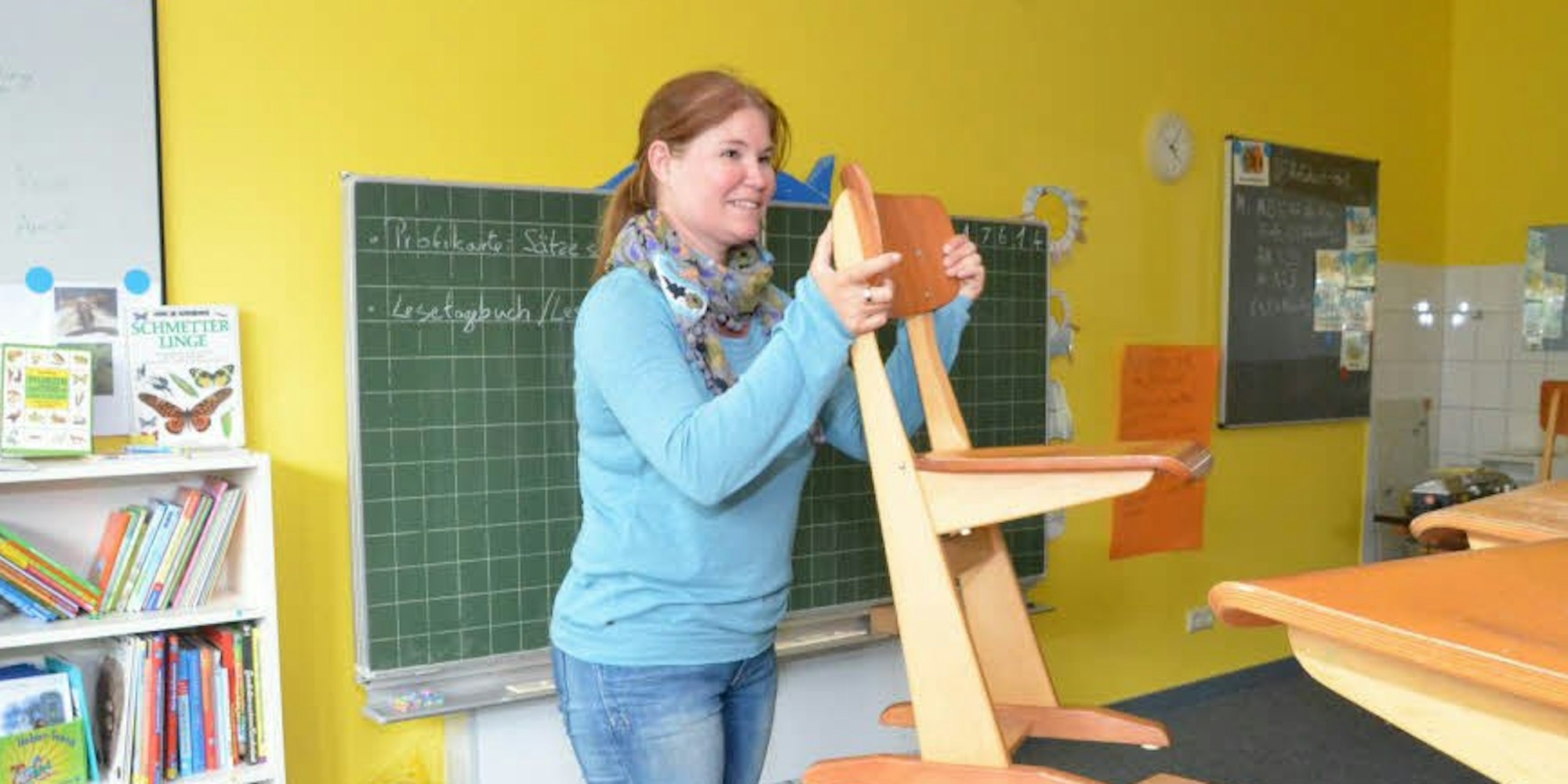 Bald räumt Lehrerin Svenja Floss das Klassenzimmer an der Schulstraße zum letzten Mal auf. Ihre dritte Klasse zieht um.