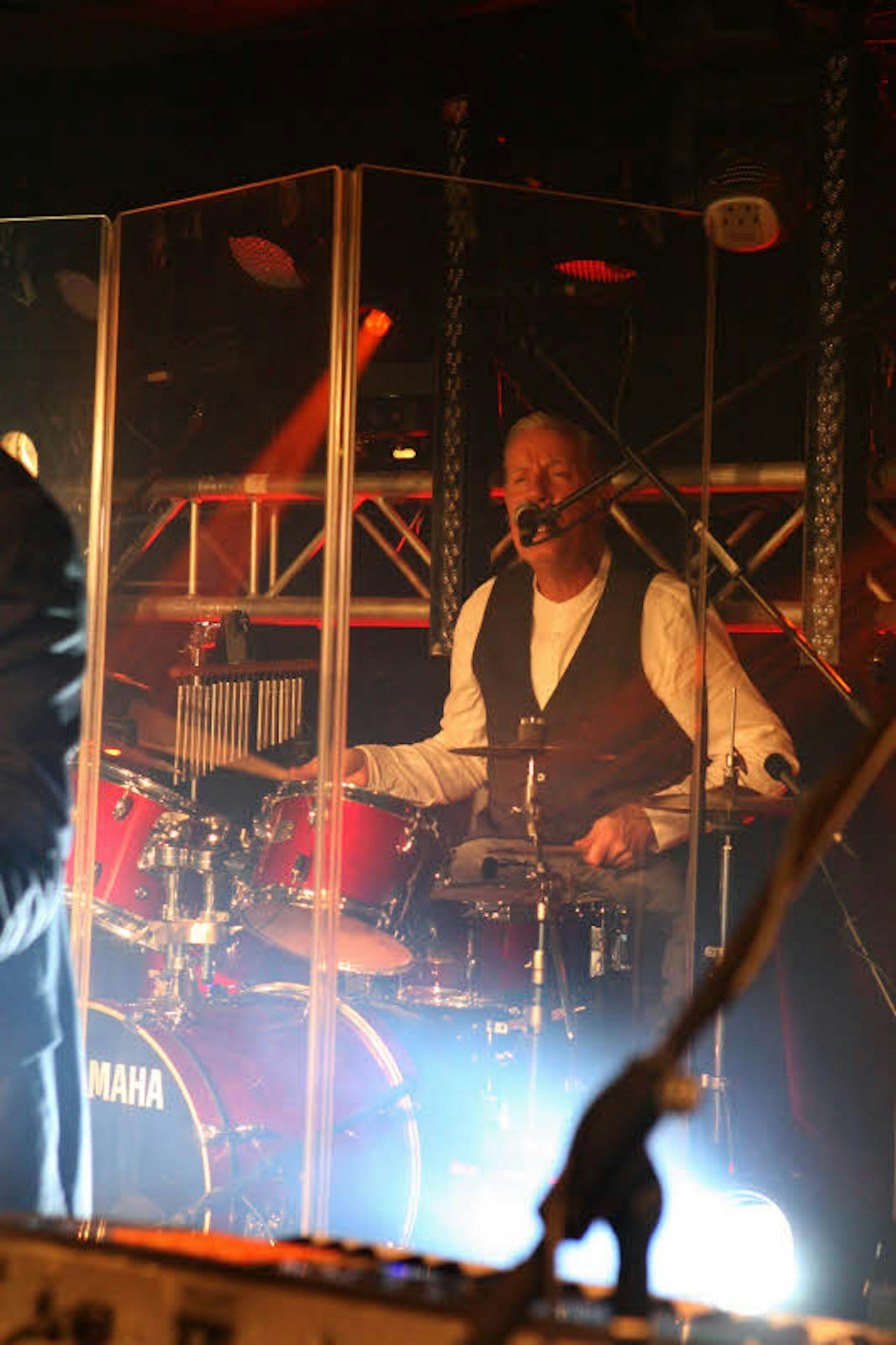 Motor des Neustarts der Labbese war Drummer Bernd Kierdorf.