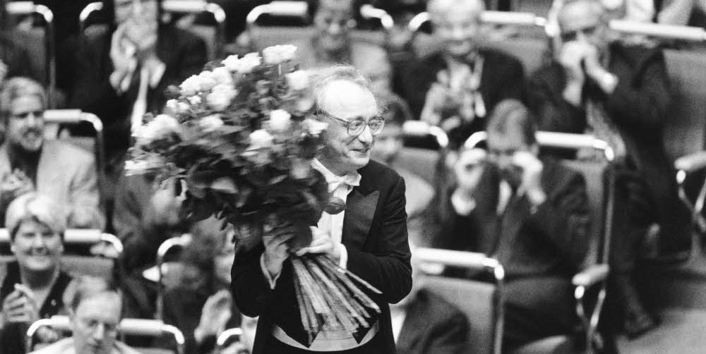 Alfred Brendel ärgerte sich über Huster im Publikum und verewigte die Philharmonie in seinem Gedicht „Die Huster von Köln“.