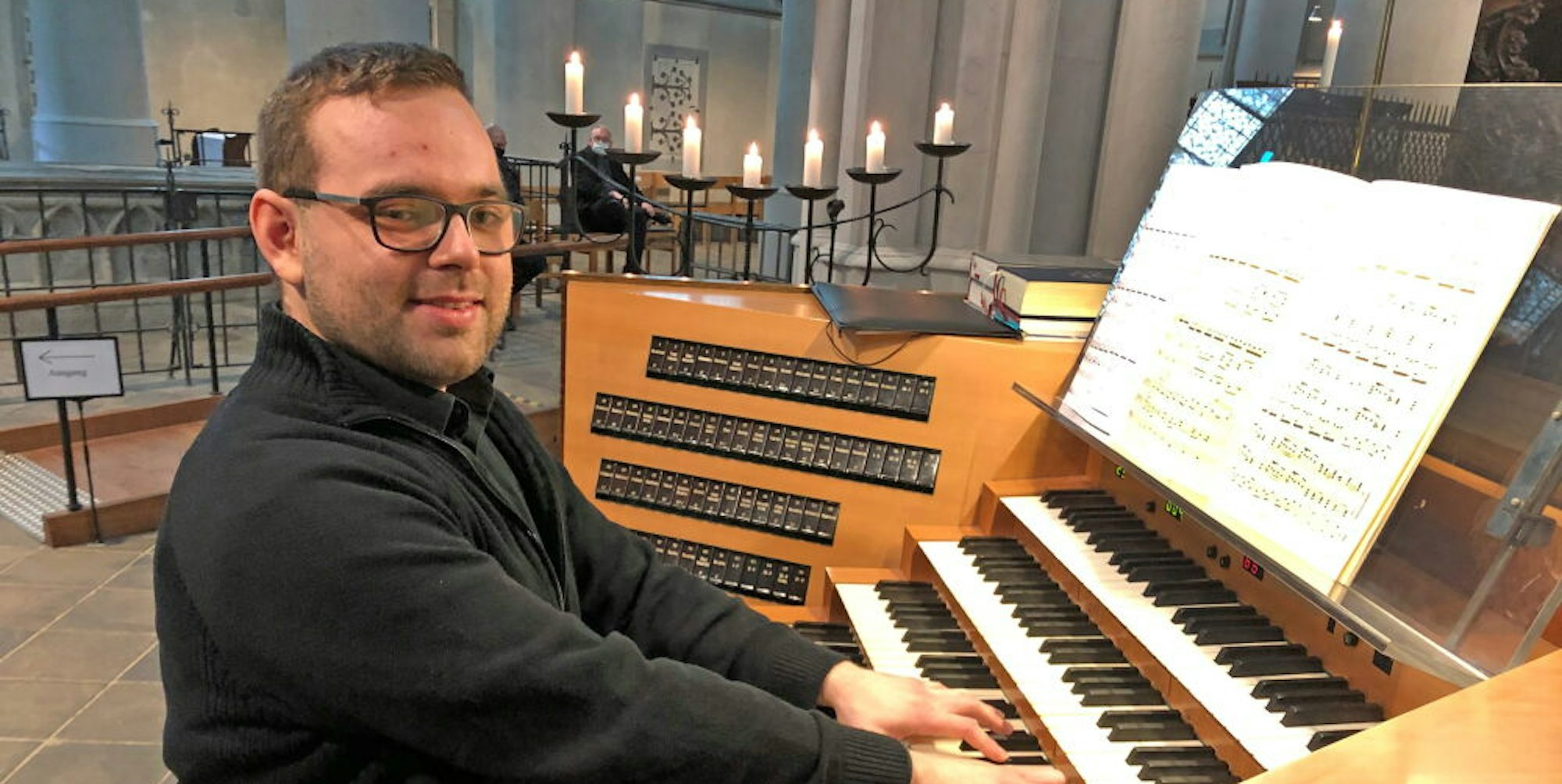 Premiere: Assistenzorganist Jonathan Roth gab am Sonntag sein erstes Konzert auf der Klais-Orgel.