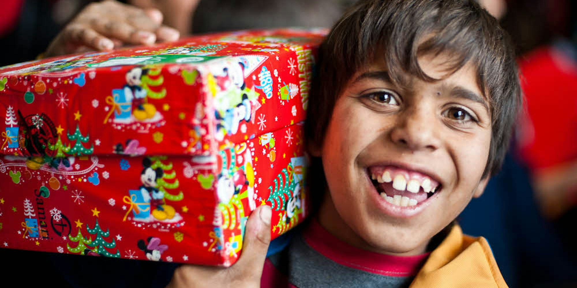Überraschung gelungen: Überall auf der Welt freuen sich Kinder über die Weihnachtspakete.