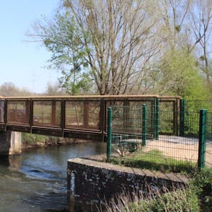 Die neue Brücke über den Erftflutkanal in Bergheim-Paffendorf ist jetzt fertig gestellt worden.