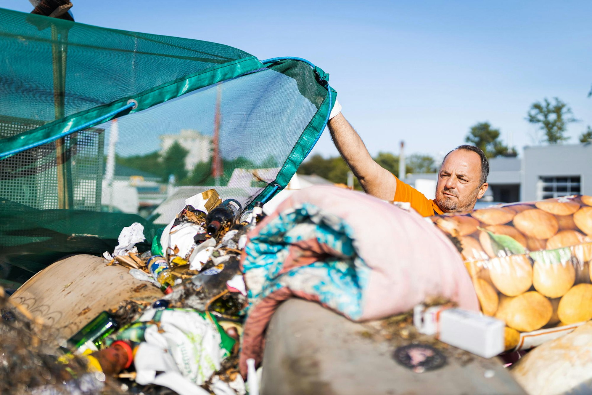 160 Tonnen illegaler Müll lagen in 2019 allein an Containerstandorten.
