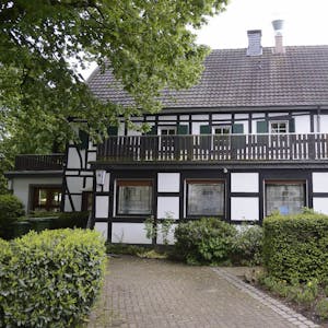 Der „Alte Lindenhof“ ist eine traditionsreiche Gaststätte in Bergisch Gladbach.