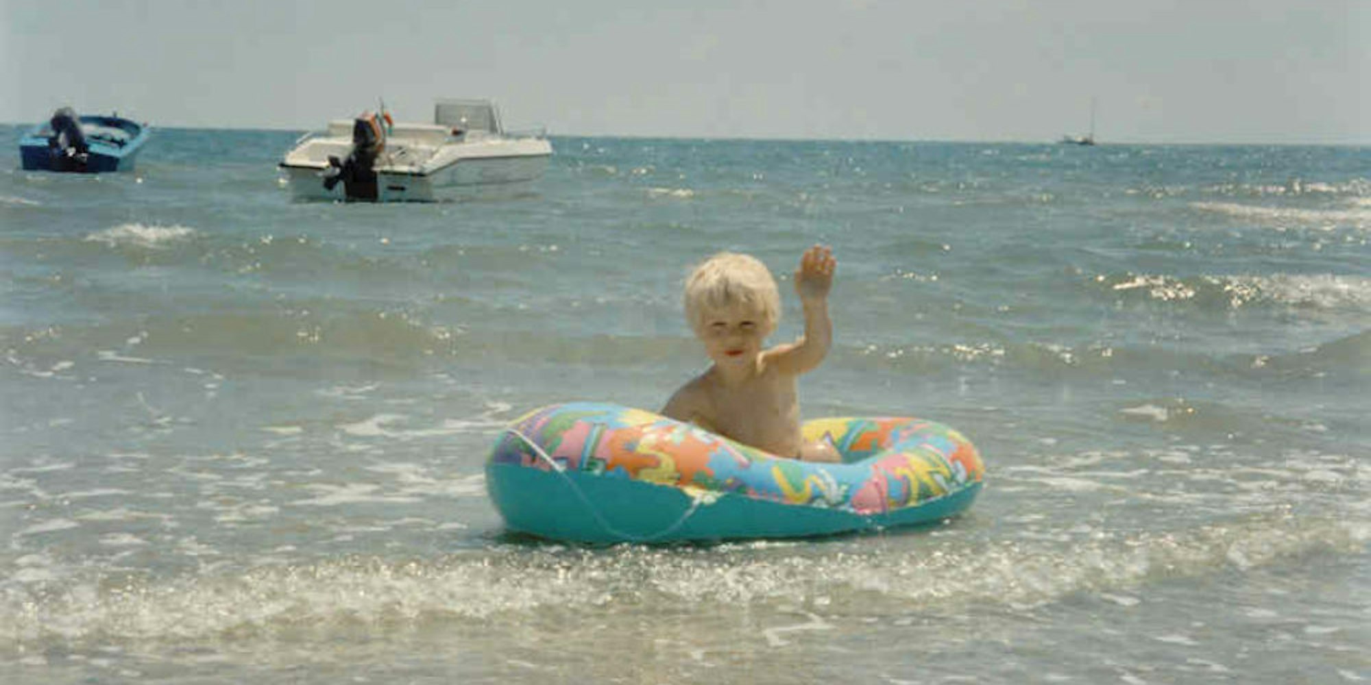 Der sechsjährige René Hasee aus Elsdorf verschwand am 21. Juni 1996 spurlos im Sommerurlaub an der portugiesischen Algarve.