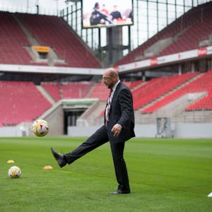 Der langjährige EU-Parlamentspräsident Martin Schulz (64, SPD) im Rhein-Energie-Stadion. Der Rheinländer ist großer Fan des FC und war bis 2019 im Klub-Beirat.