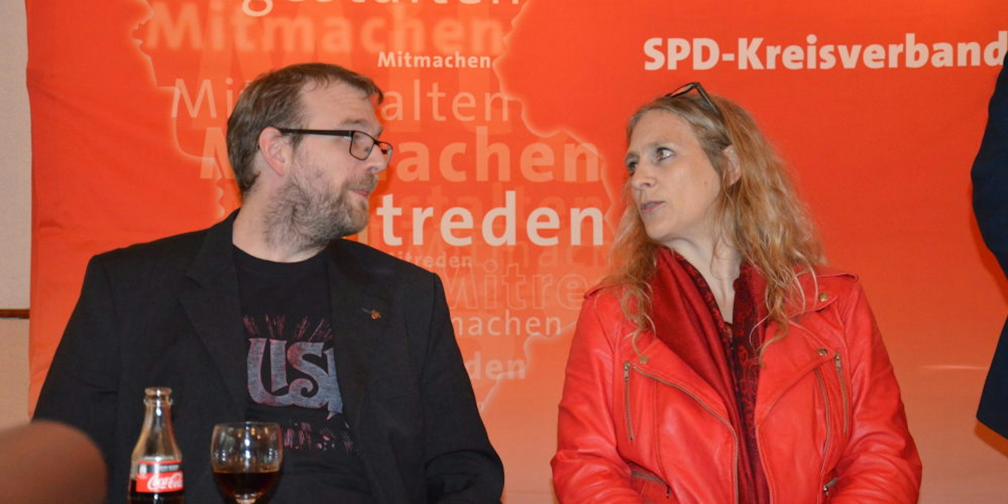 Daniel Dobbelstein und Dagmar Andres führen künftig im Team die SPD an Rhein und Erft.