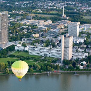 Als „Aufgalopp“ zum 11. Ballonfestival am Pfingstwochenende fand eine Pressefahrt mit dem Ballon von der Rheinaue bis in die Siegaue statt. 