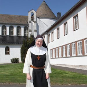 Zehn Ordensschwestern und Äbtissin Sr. Gratia verlassen das vor 69 Jahren gegründete Kloster 2021.