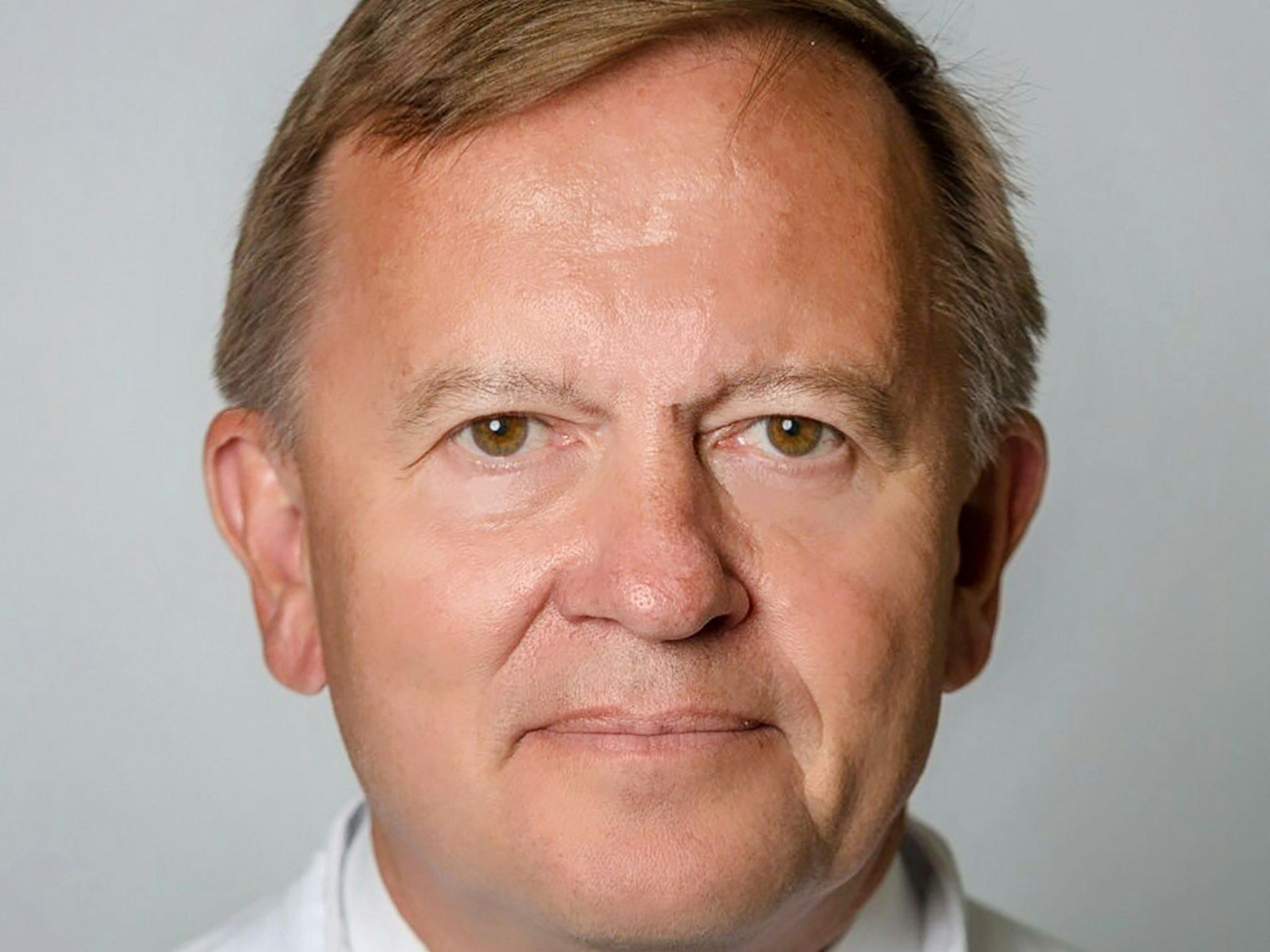 Prof. Dirk Eßer