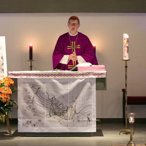 In Wiedenest feierte der Erzbischof Rainer Maria Kardinal Woelki mit den Gläubigen die heilige Messe.