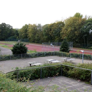 Ein bisschen trist wirkt der Sportplatz Im Hagen. Für ihn soll eine Förderung beantragt werden.