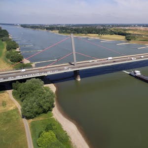 Leverkusener Rheinbrücke