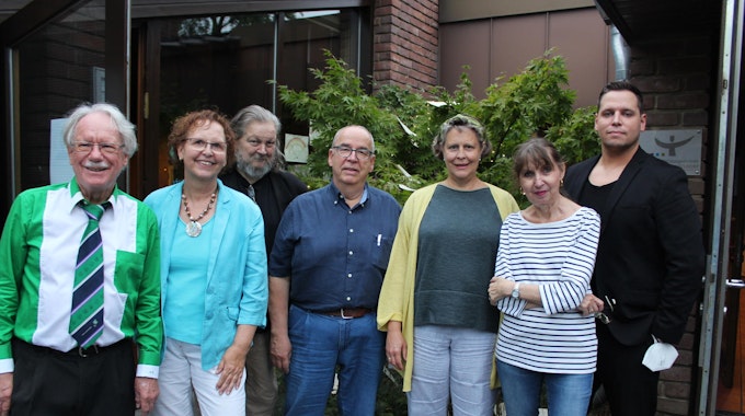 Evert Everts (v.l.), Cornelia Ehses, Jürgen Streich, Andreas Schnabel, Patricia Falkenburg, Margit Hähner und Lars Röcher bei der Eröffnung.
