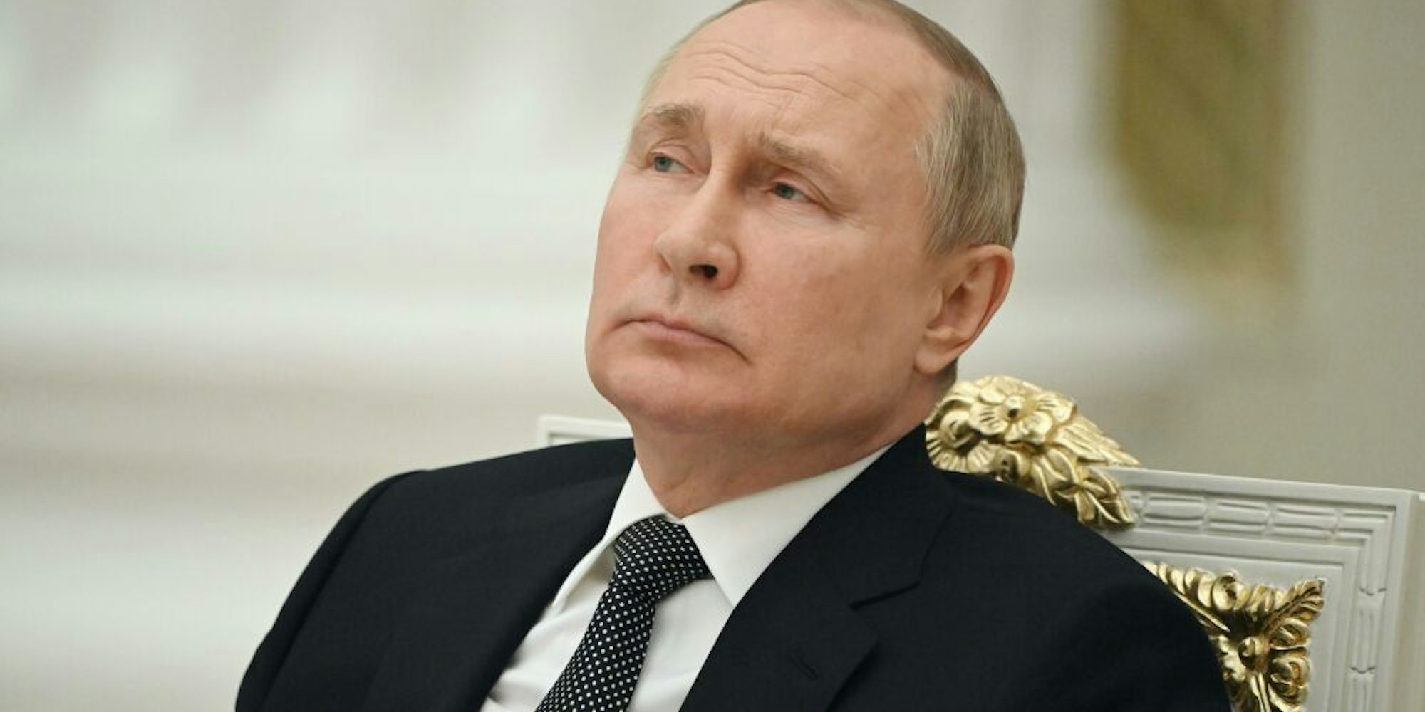 Krank und gebrechlich? Um Russlands Präsidenten Wladimir Putin ranken sich Gerüchte.
