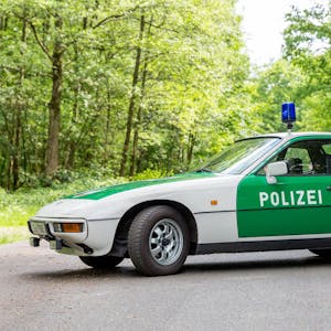 Historische Fahrzeuge-Porsche 924