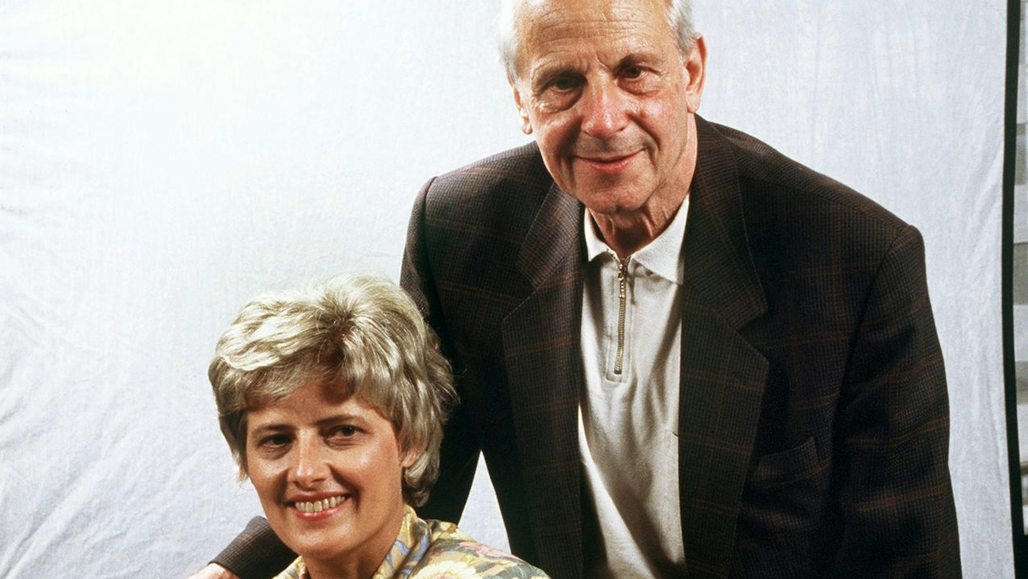 Die Grünen-Mitbegründerin Petra Kelly und ihr Gefährte in Politik und Privatleben, Gert Bastian auf einem Archivfoto vom Juni 1992.