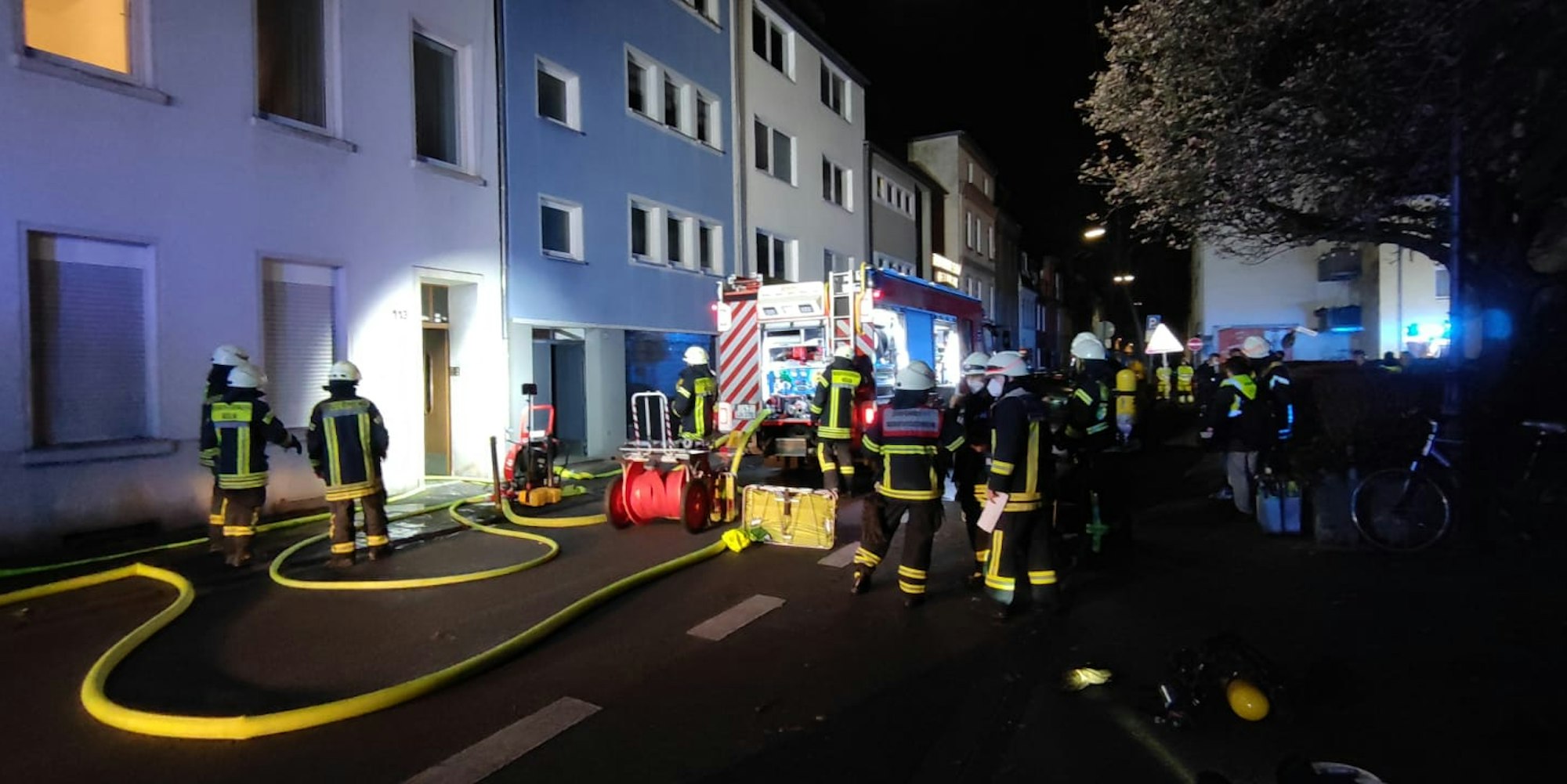 Feuer Nippes 1