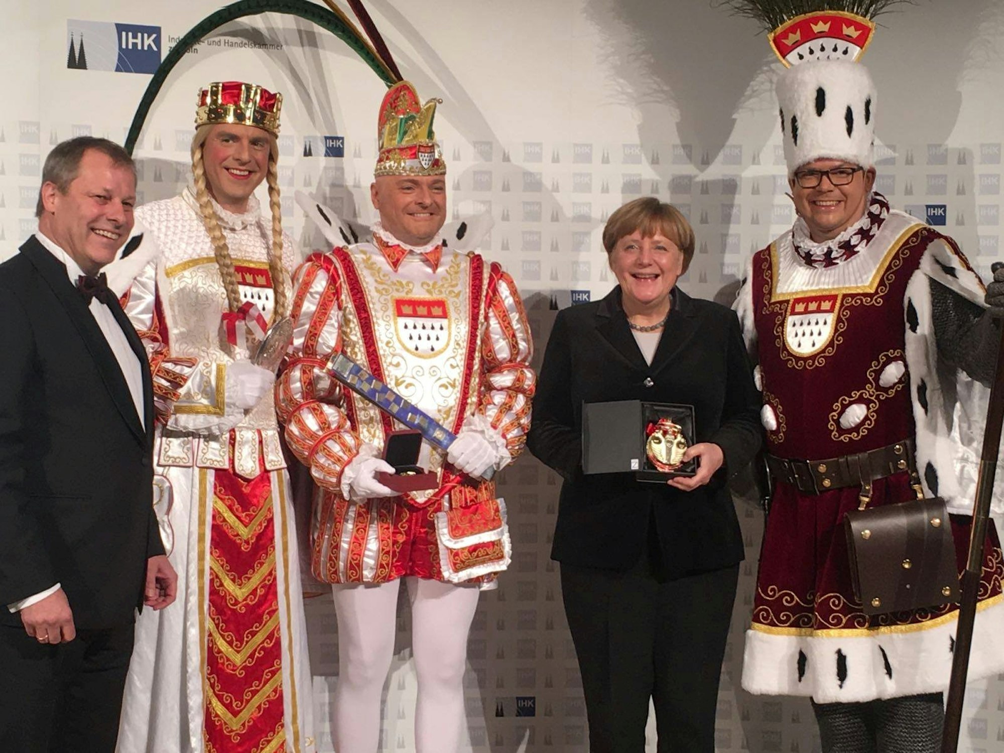 Festkommitee Dreigestirn Merkel