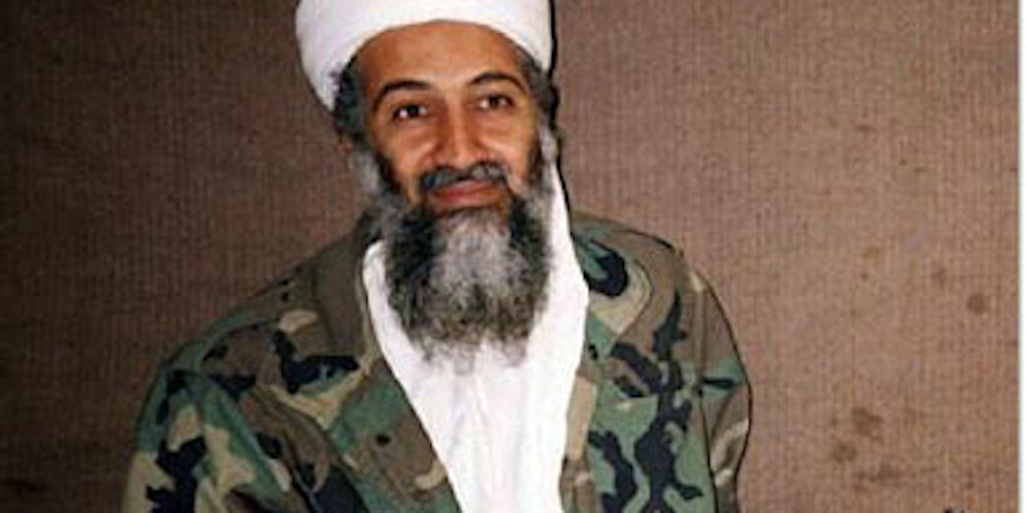 Der saudische Terroristenführer Osama bin Laden in seinem Versteck