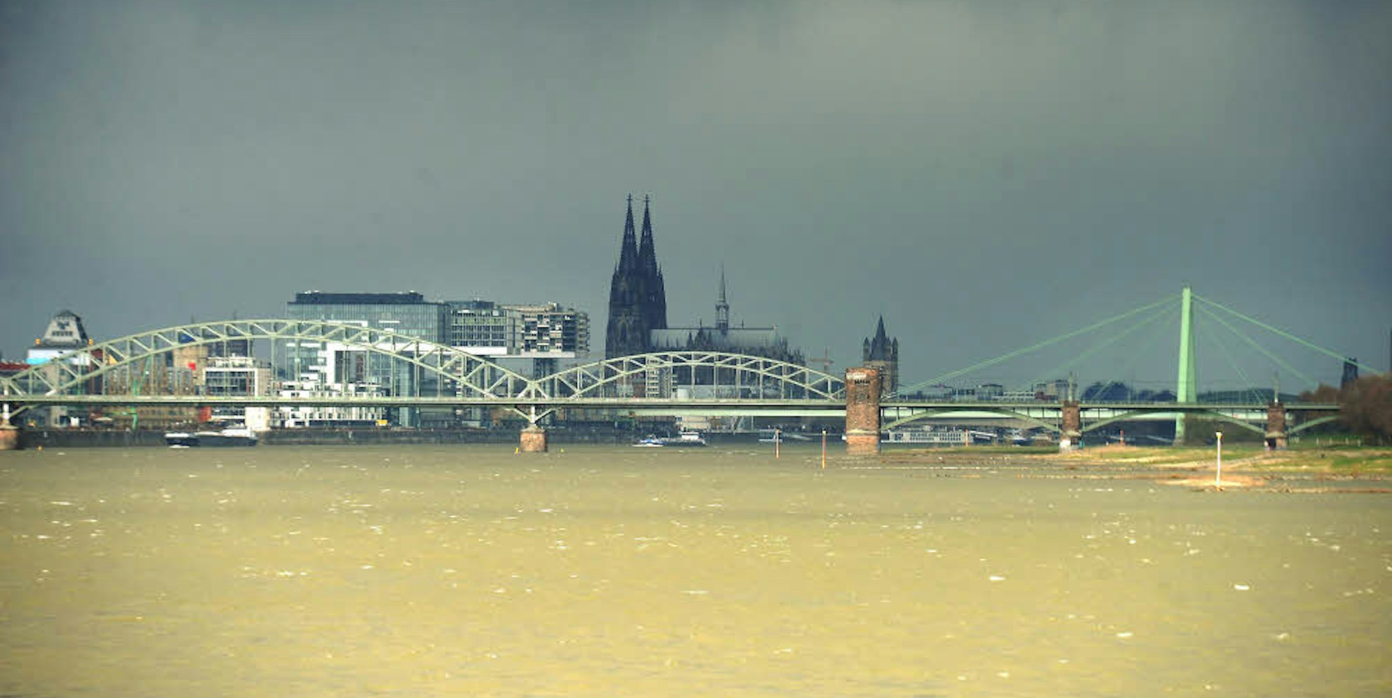 Der Rheinpegel steigt (Archivbild)