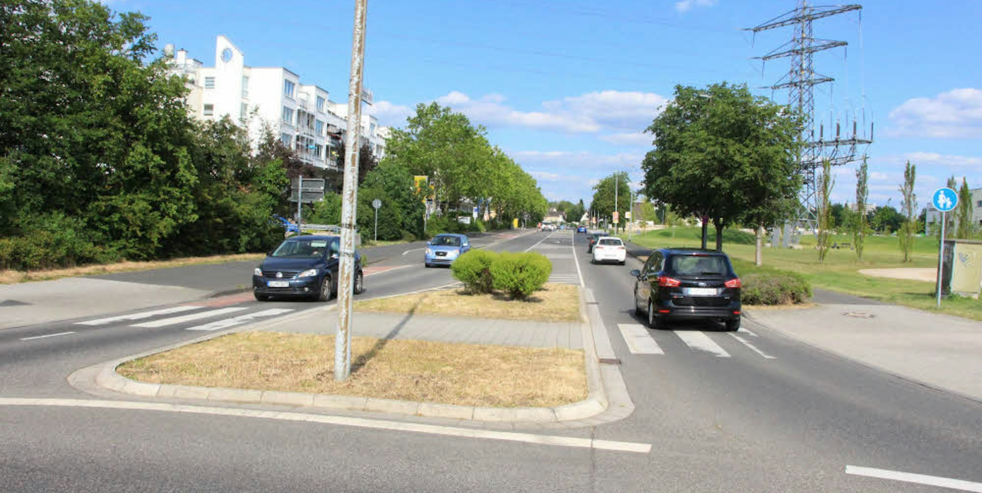 Die Südstraße soll umgestaltet werden. Radfahrer und Autofahrer sollen sich den Verkehrsraum teilen.