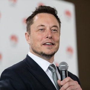 Elon_Musk_Mic_Check