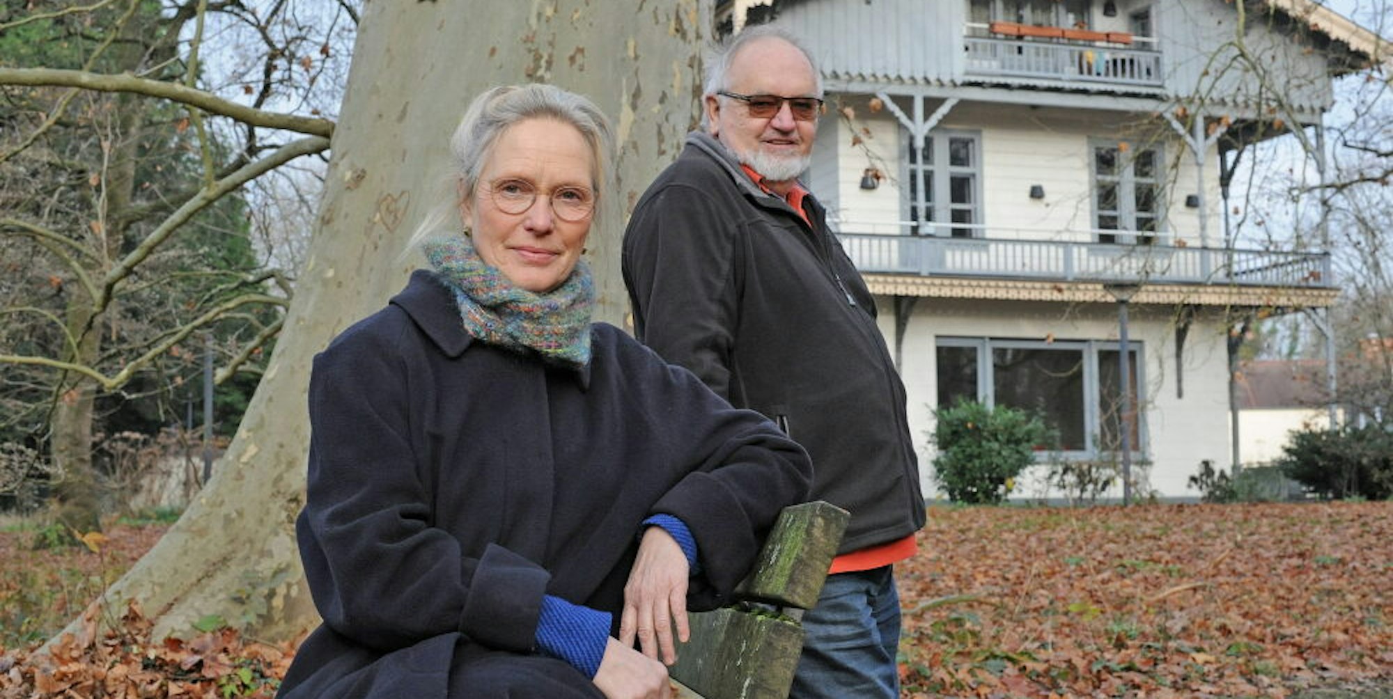 Ingrid Baare und Gerd Ziervogel von Help bieten Krebspatienten in Schlebusch Hilfe.
